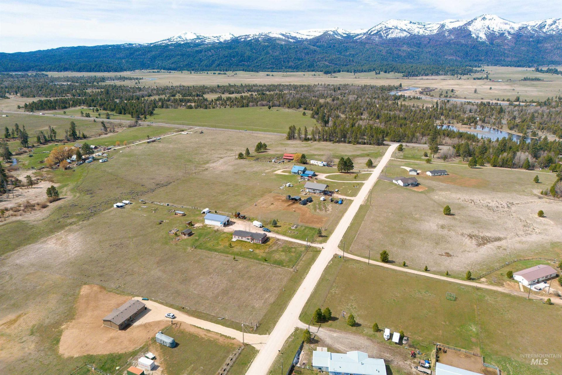 Tbd Goslin Loop, Cascade, ID 83611 Main Photo