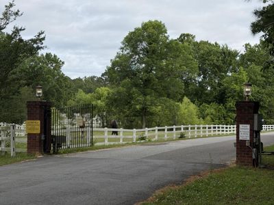 200 Yearling Drive, Summerville, SC 29486