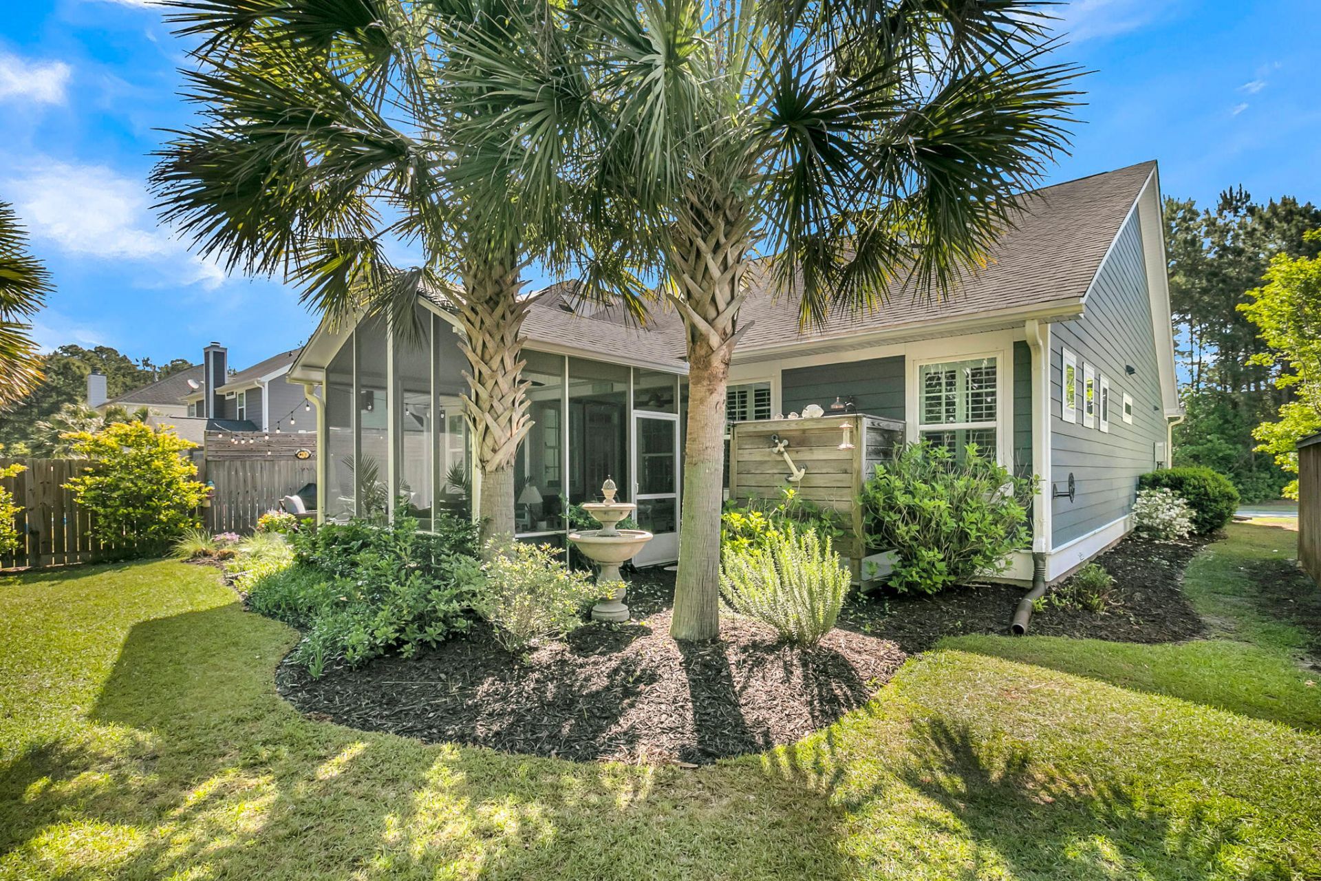 112 Carriage Hill Place Photo 38