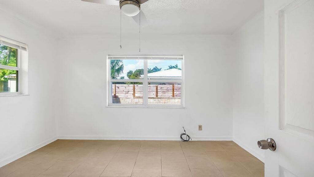 2207 NE 33rd Avenue, Fort Lauderdale, FL 33305 Photo
