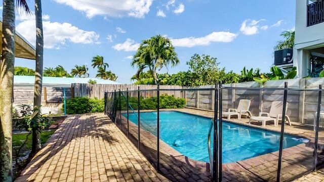 2207 NE 33rd Avenue, Fort Lauderdale, FL 33305 Photo