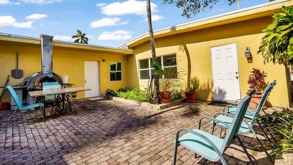 2207 NE 33rd Avenue, Fort Lauderdale, FL 33305 Photo