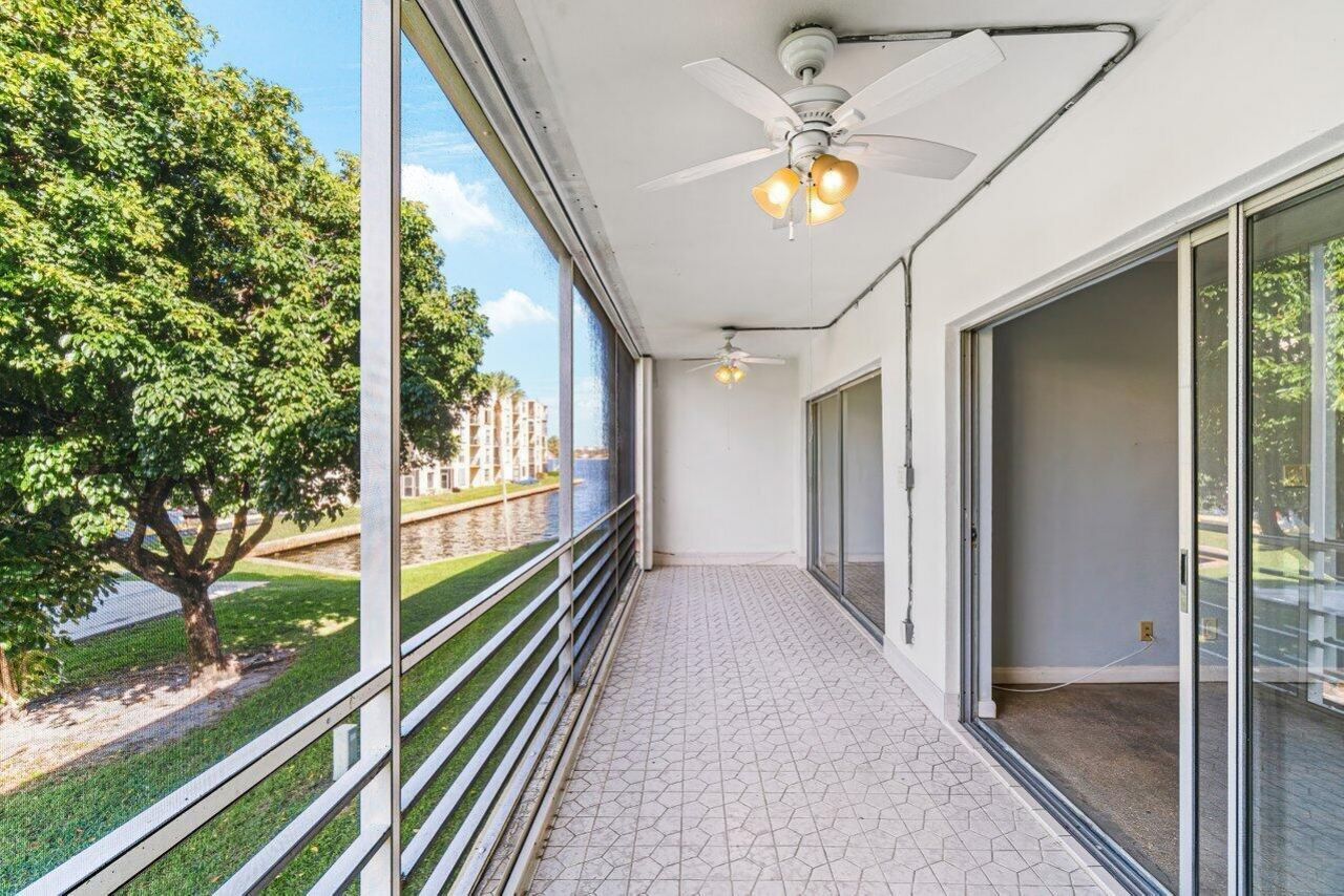 200 S Waterway Dr Drive S, Unit 202, Lantana, FL 33462 Photo