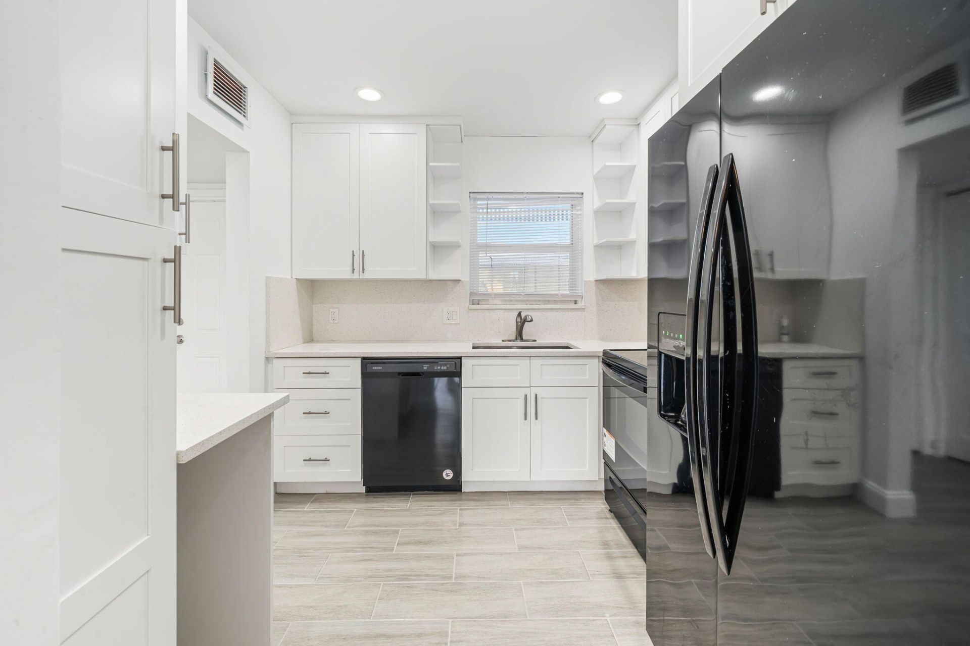 200 S Waterway Dr Drive S, Unit 202, Lantana, FL 33462 Photo
