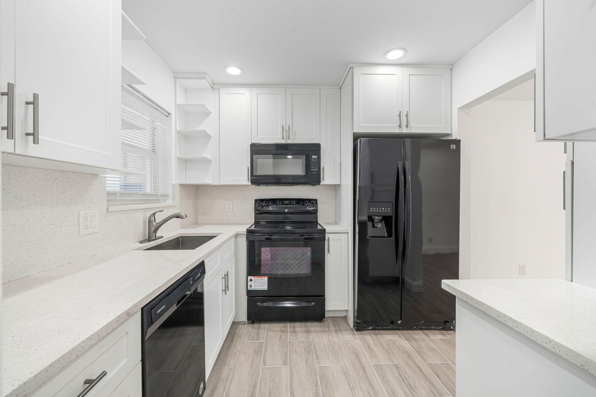 200 S Waterway Dr Drive S, Unit 202, Lantana, FL 33462 Photo