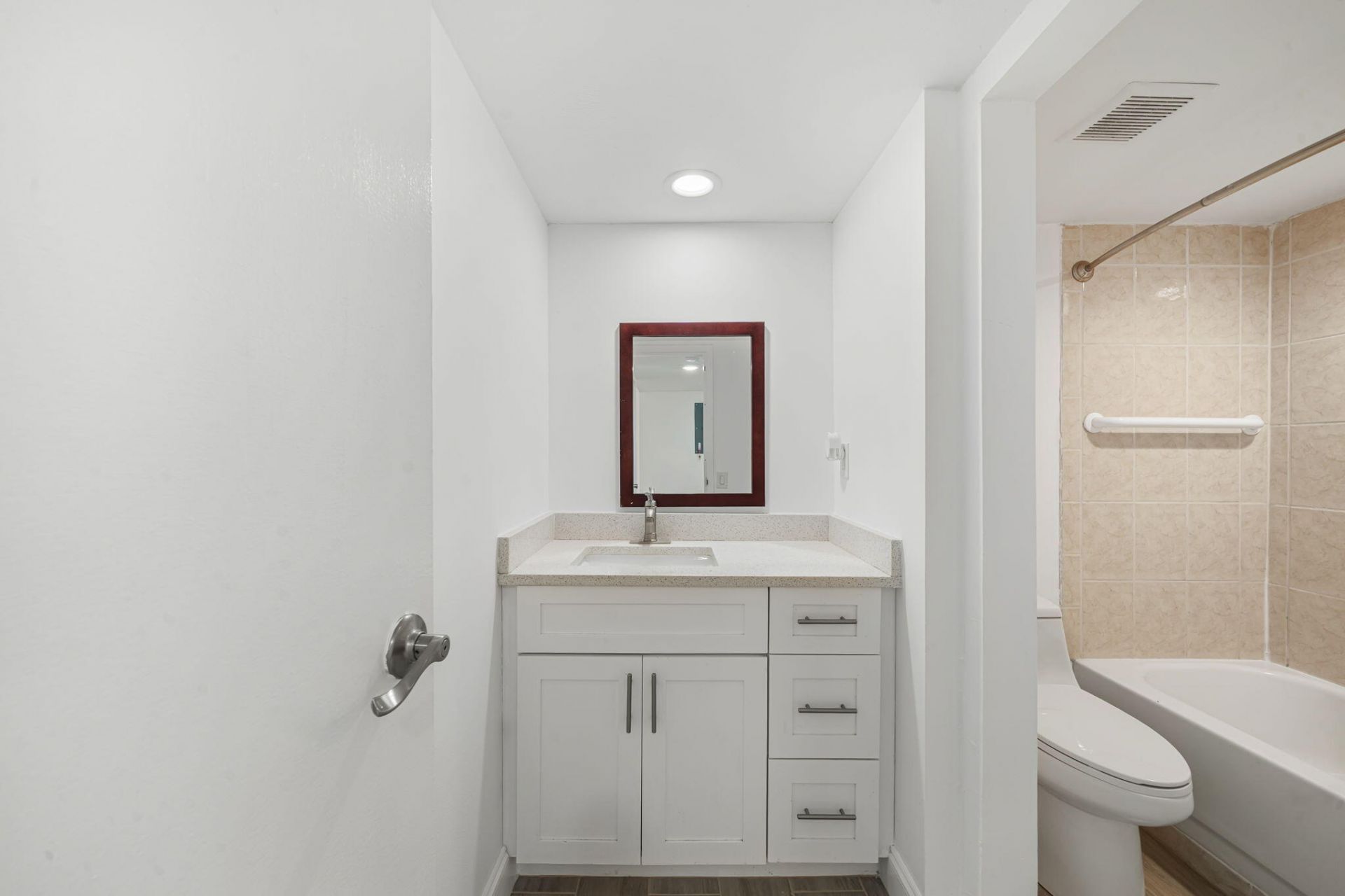 200 S Waterway Dr Drive S, Unit 202, Lantana, FL 33462 Photo
