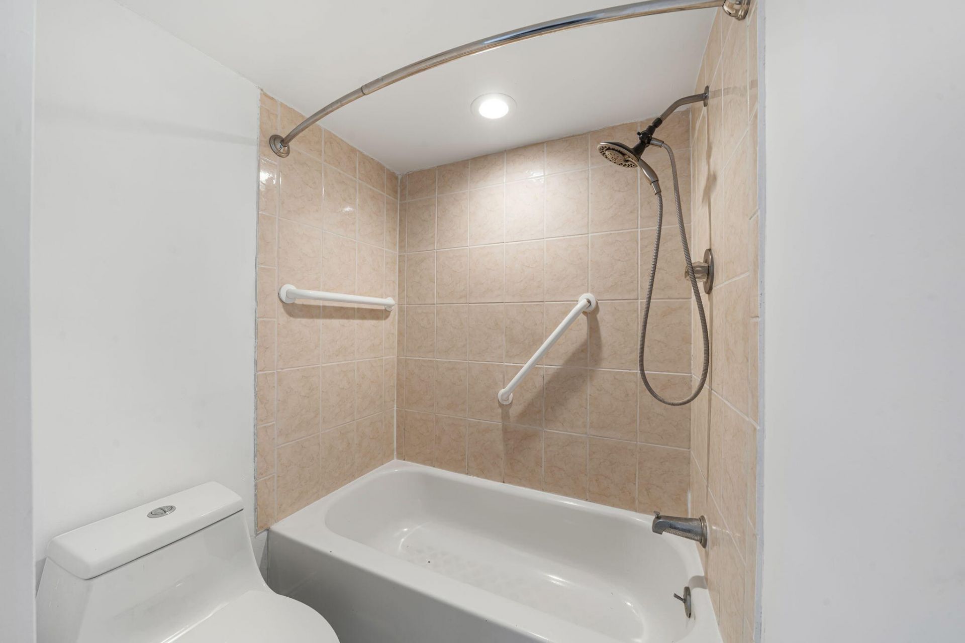 200 S Waterway Dr Drive S, Unit 202, Lantana, FL 33462 Photo