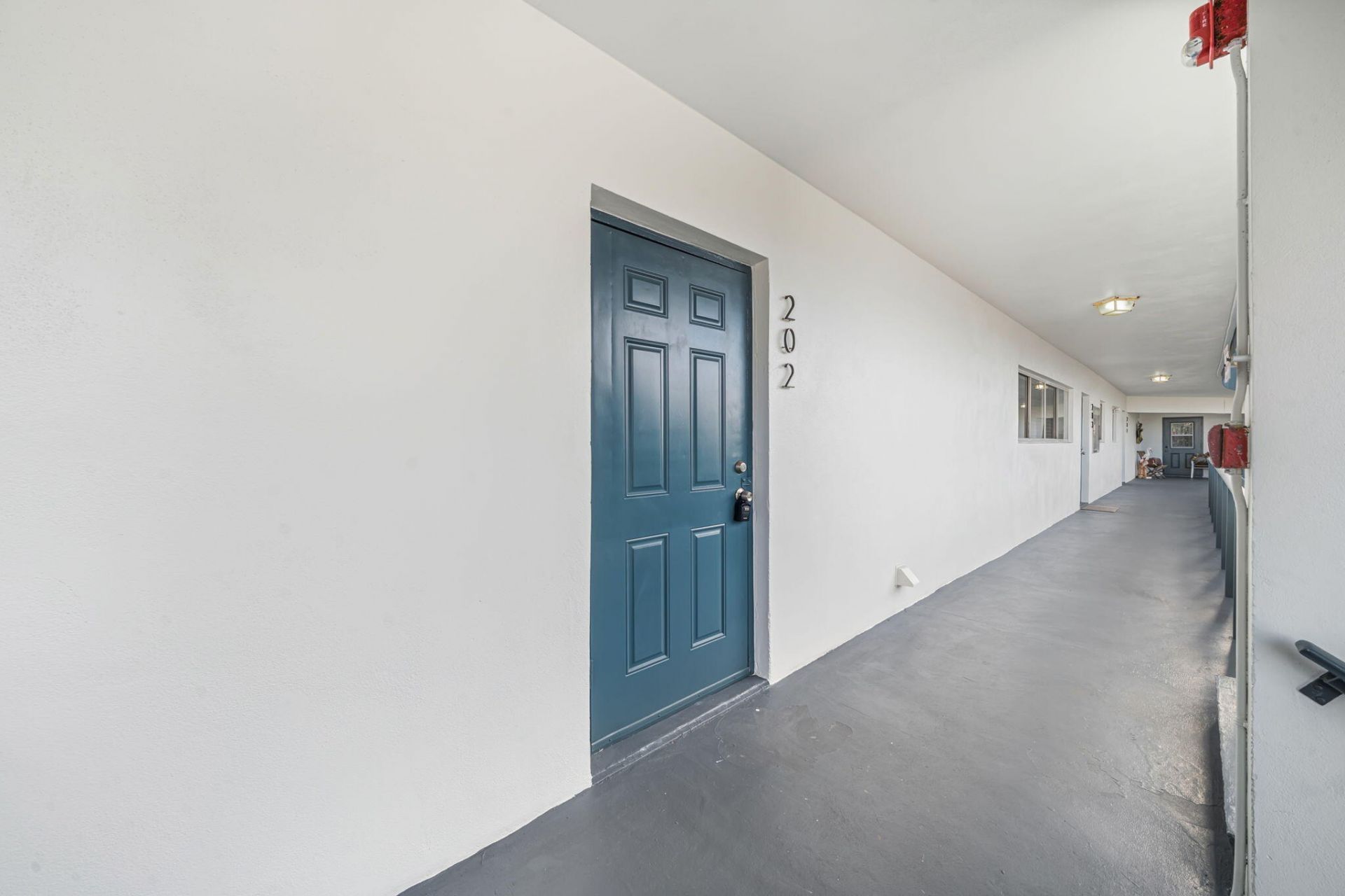 200 S Waterway Dr Drive S, Unit 202, Lantana, FL 33462 Photo