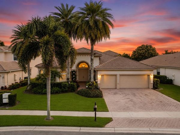 2903 Fontana Lane, Royal Palm Beach, FL 33411