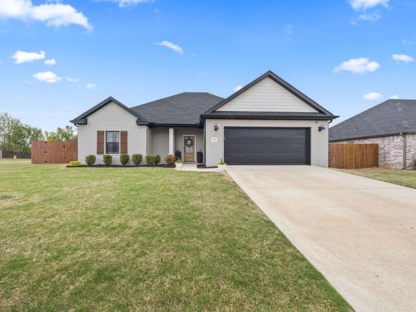 1275 Giulia Avenue, Tontitown, AR 72762