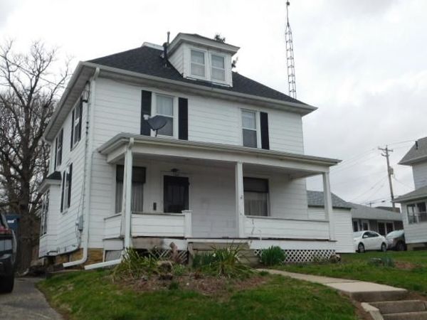 130 S Court Street, Platteville, WI 53818