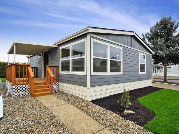 2768 Oakland Lp SE, Salem, OR 97317