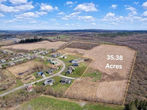 Gregg Lane, Cazenovia, NY 13035