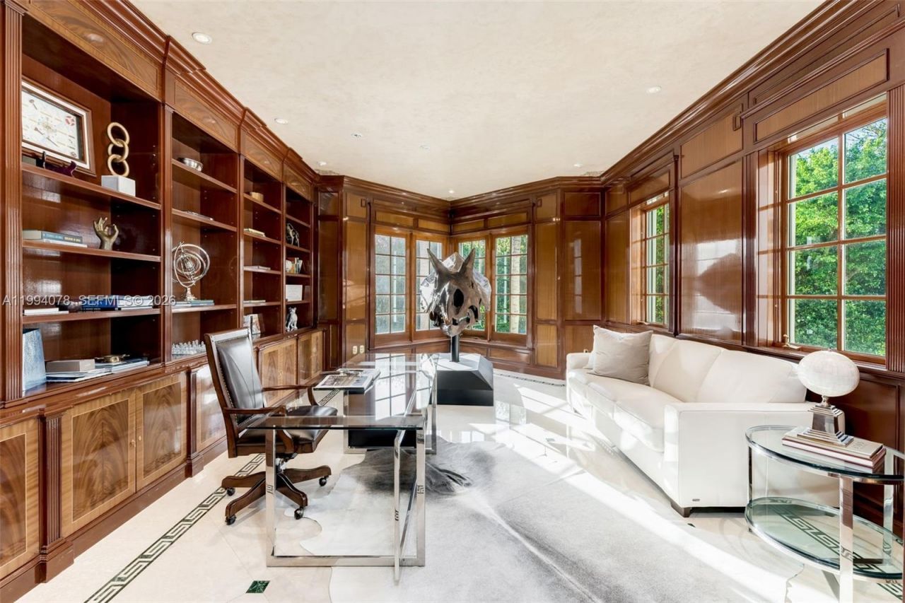 585 Arvida Pkwy, Coral Gables, FL 33156 Photo