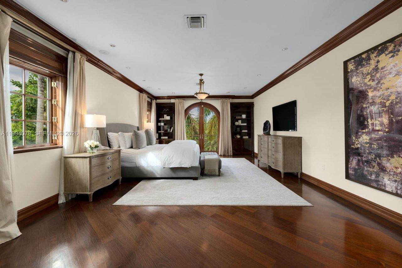 585 Arvida Pkwy, Coral Gables, FL 33156 Photo