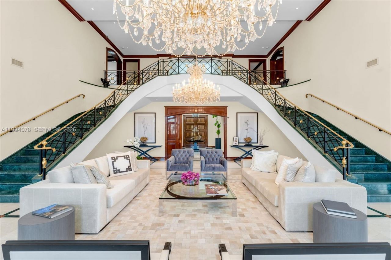 585 Arvida Pkwy, Coral Gables, FL 33156 Photo