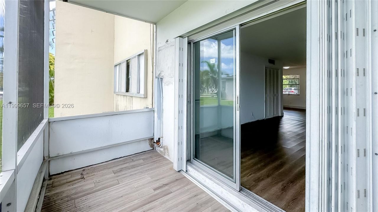 4770 NW 10th Ct, Unit 106, Plantation, FL 33313 Photo