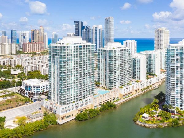 300 Sunny Isles Blvd, Unit 4-1702, Sunny Isles Beach, FL 33160