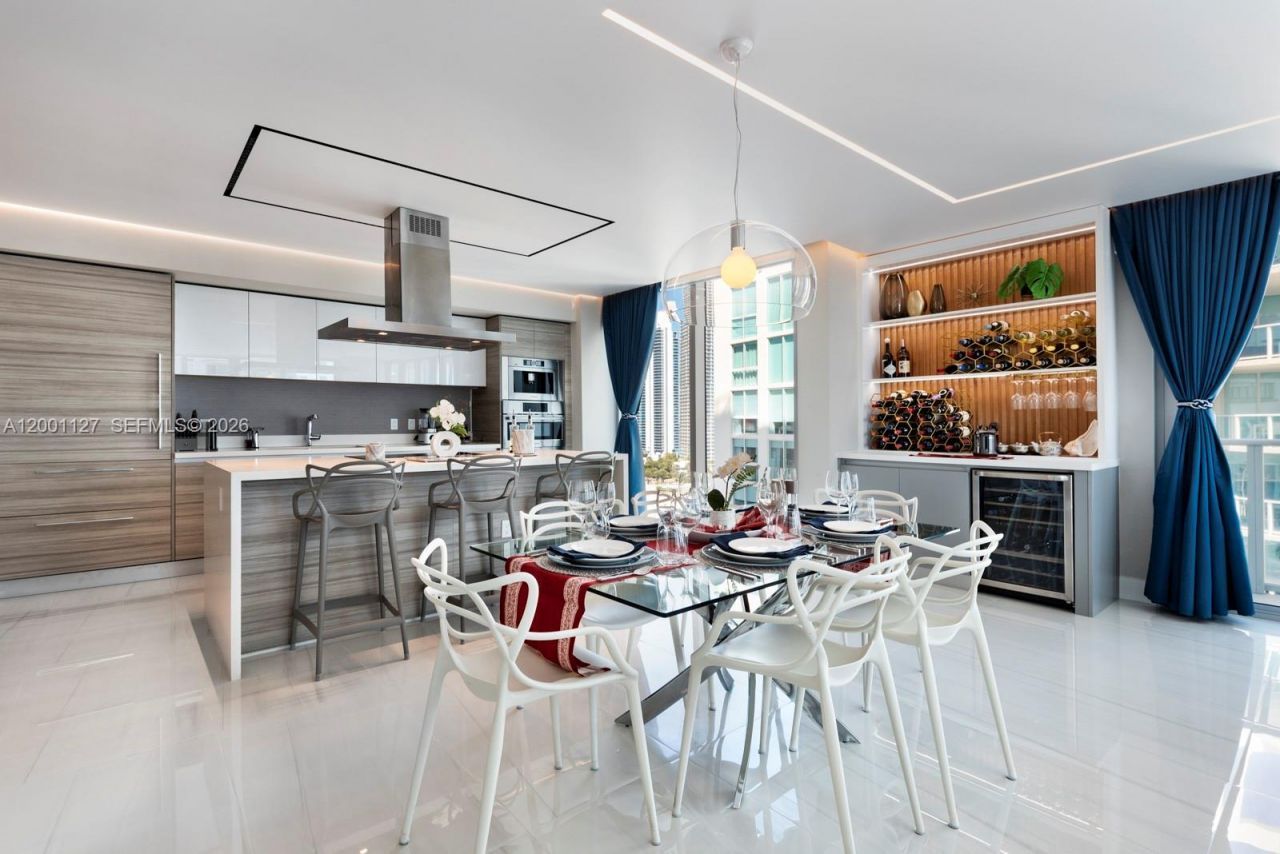 300 Sunny Isles Blvd, Unit 4-1702, Sunny Isles Beach, FL 33160 Photo