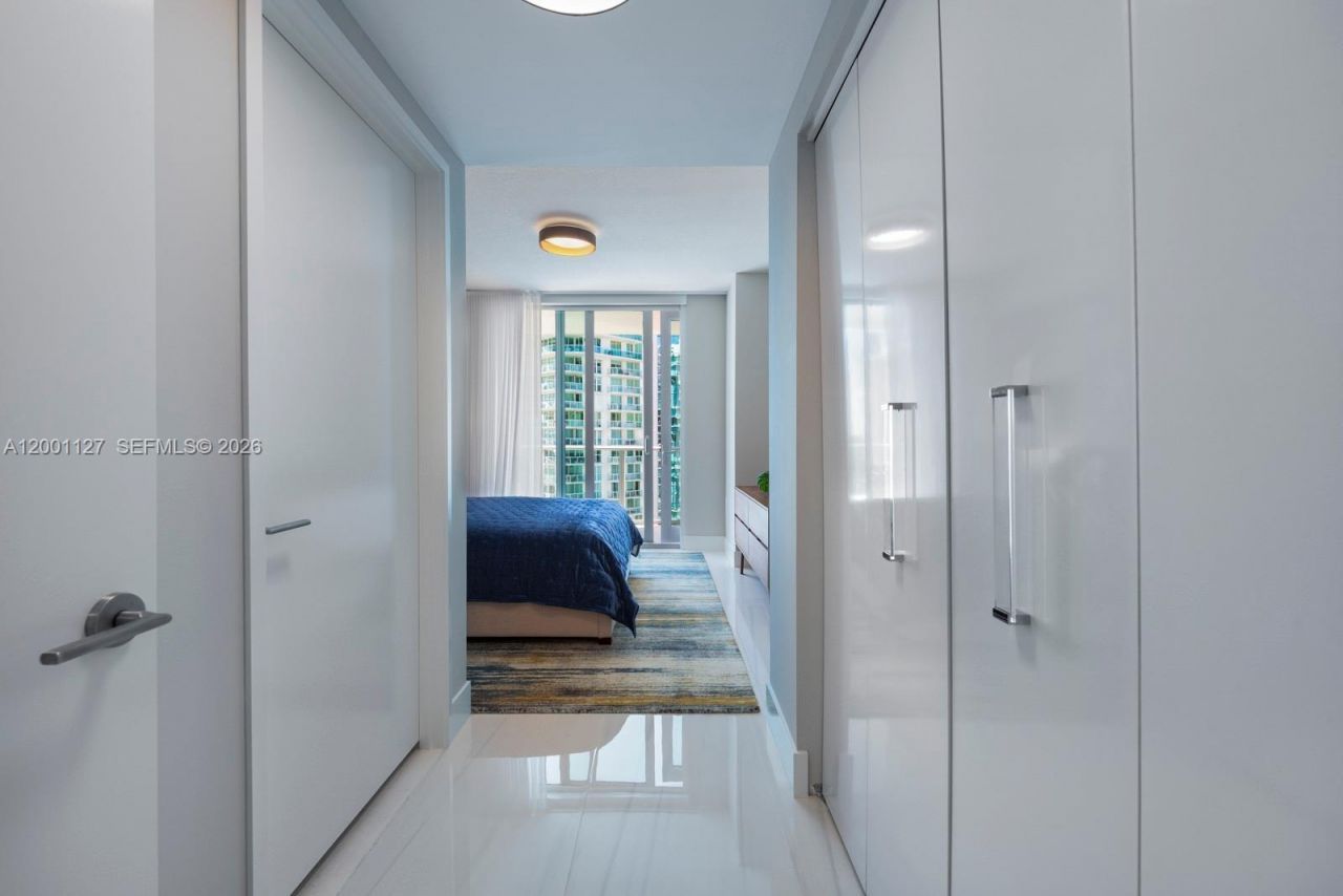 300 Sunny Isles Blvd, Unit 4-1702, Sunny Isles Beach, FL 33160 Photo