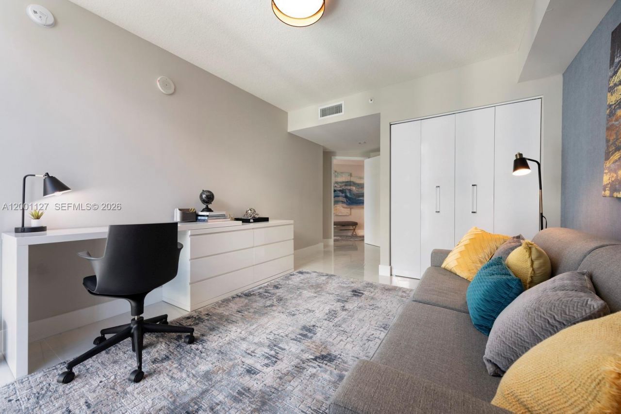 300 Sunny Isles Blvd, Unit 4-1702, Sunny Isles Beach, FL 33160 Photo