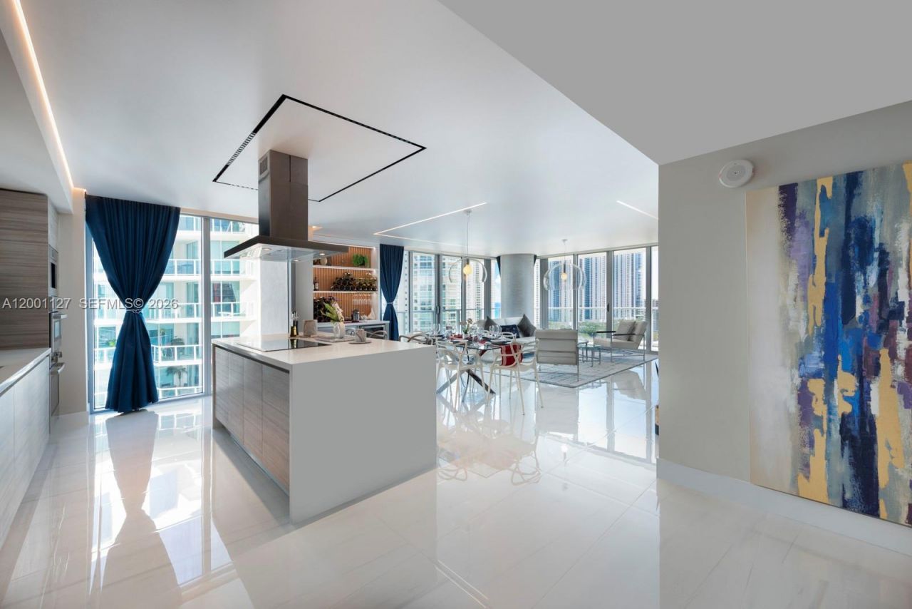 300 Sunny Isles Blvd, Unit 4-1702, Sunny Isles Beach, FL 33160 Photo