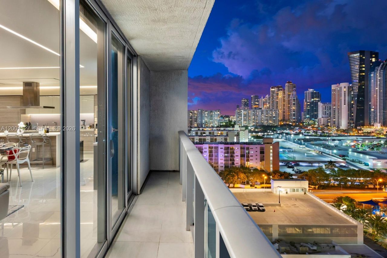 300 Sunny Isles Blvd, Unit 4-1702, Sunny Isles Beach, FL 33160 Photo