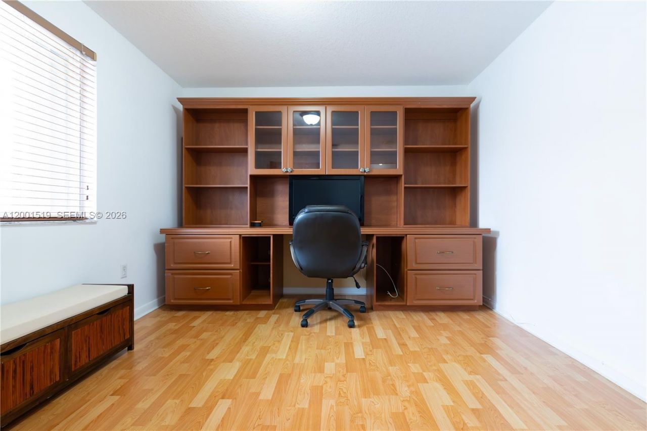 10017 W Okeechobee Rd, Unit 202, Hialeah Gardens, FL 33016 Photo