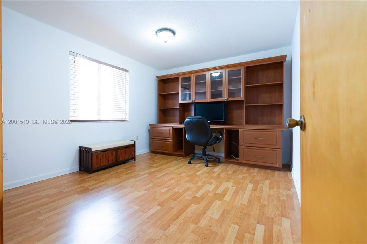 10017 W Okeechobee Rd, Unit 202, Hialeah Gardens, FL 33016 Photo