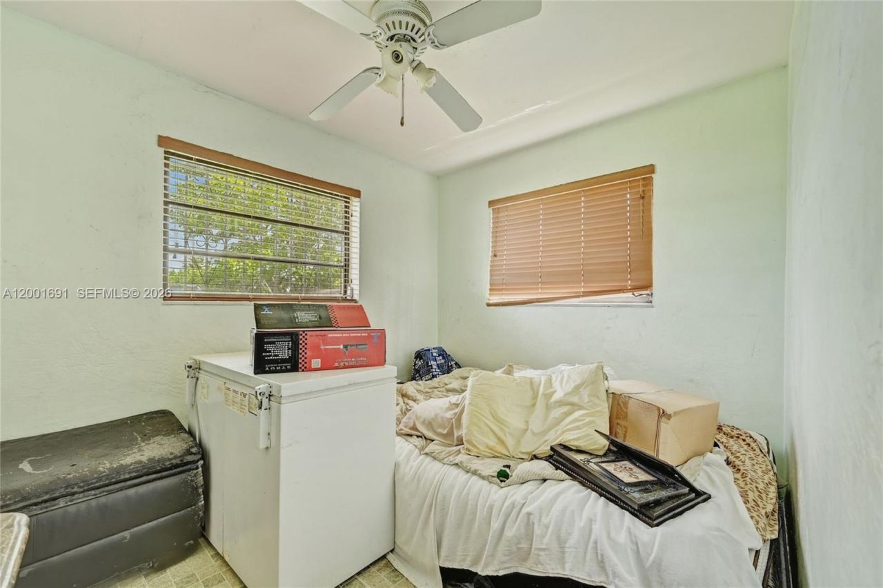 10781 SW 221st St, Miami, FL 33170 Photo