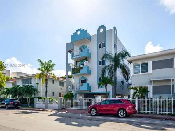 660 85th St , Miami Beach, FL 33141