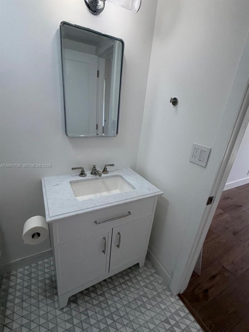 2900 NE 30th St, Unit F2, Fort Lauderdale, FL 33306 Photo