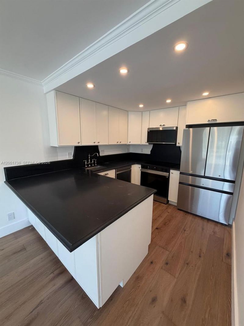 2900 NE 30th St, Unit F2, Fort Lauderdale, FL 33306 Photo