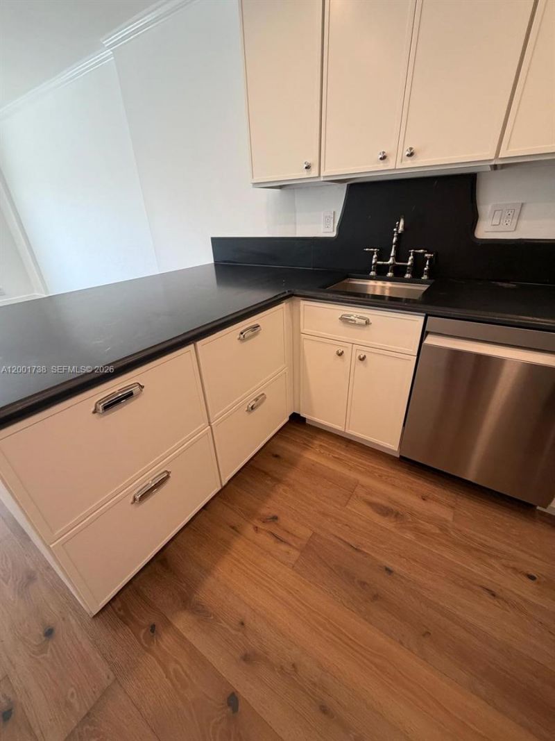 2900 NE 30th St, Unit F2, Fort Lauderdale, FL 33306 Photo