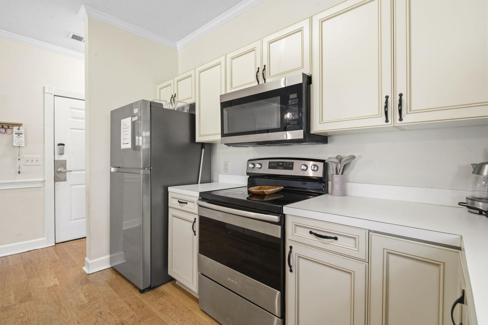 4815 Orchid Way Photo 11