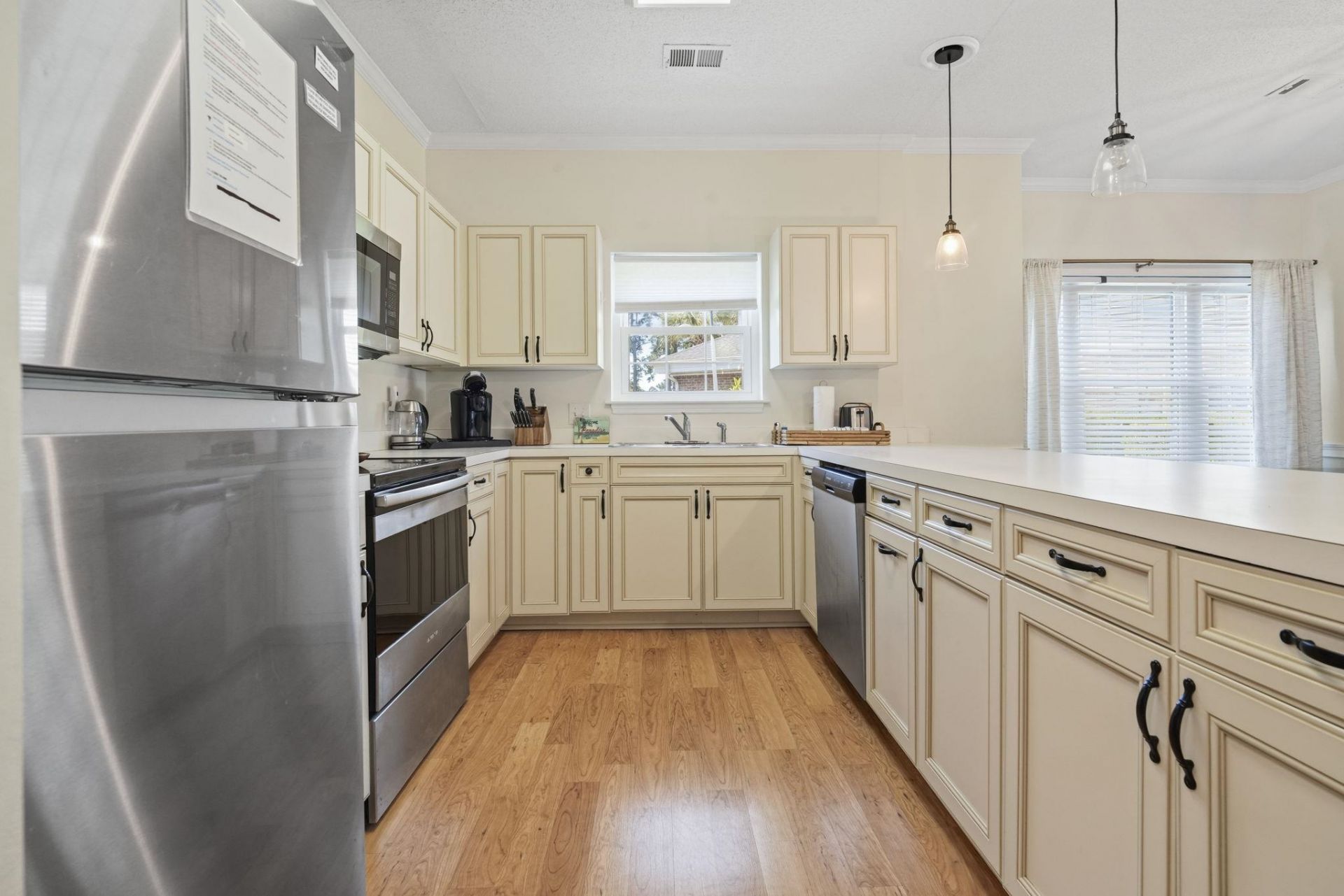 4815 Orchid Way Photo 5