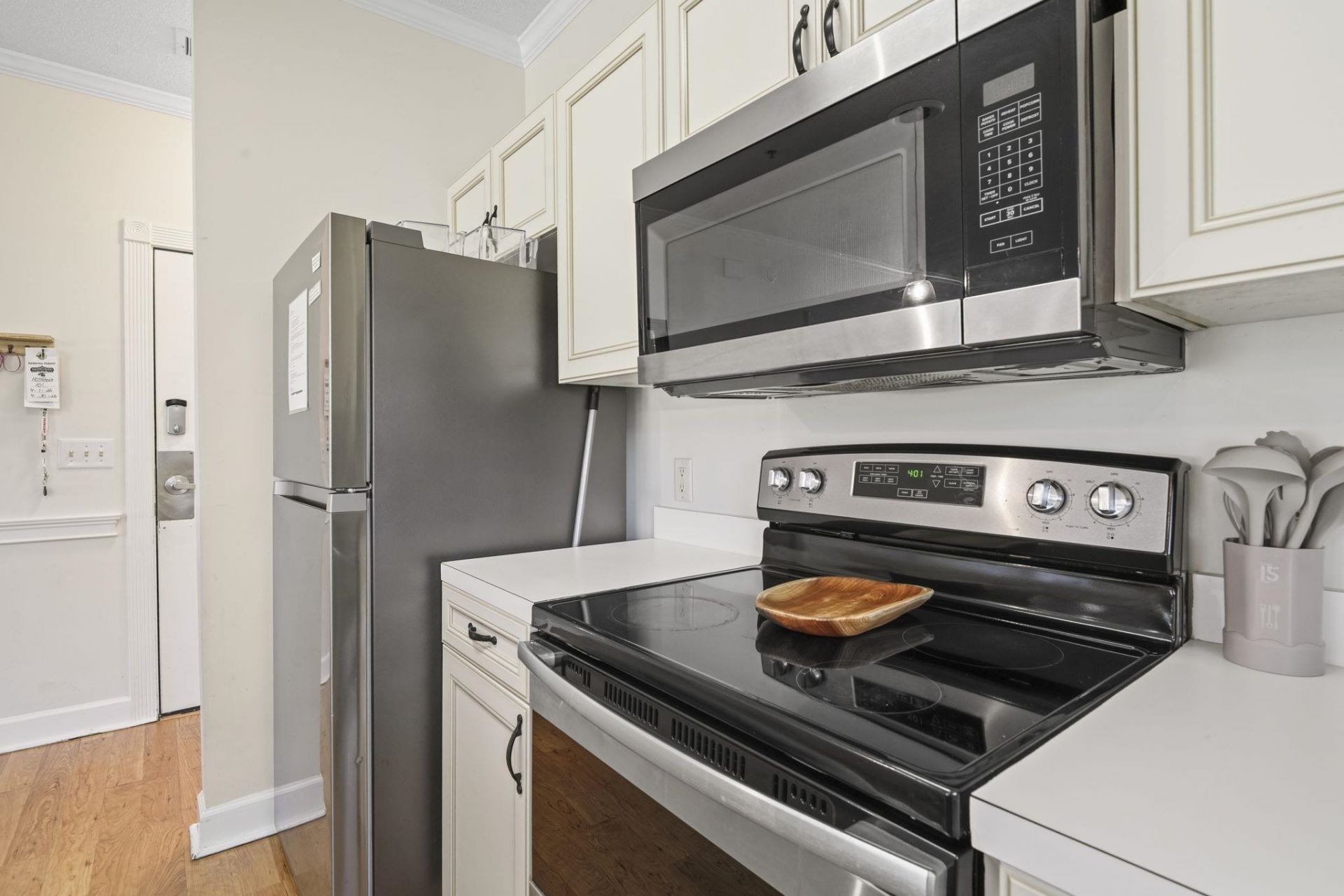 4815 Orchid Way Photo 8