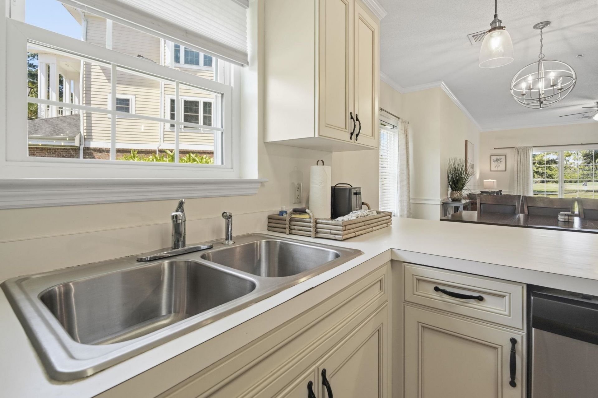 4815 Orchid Way Photo 9