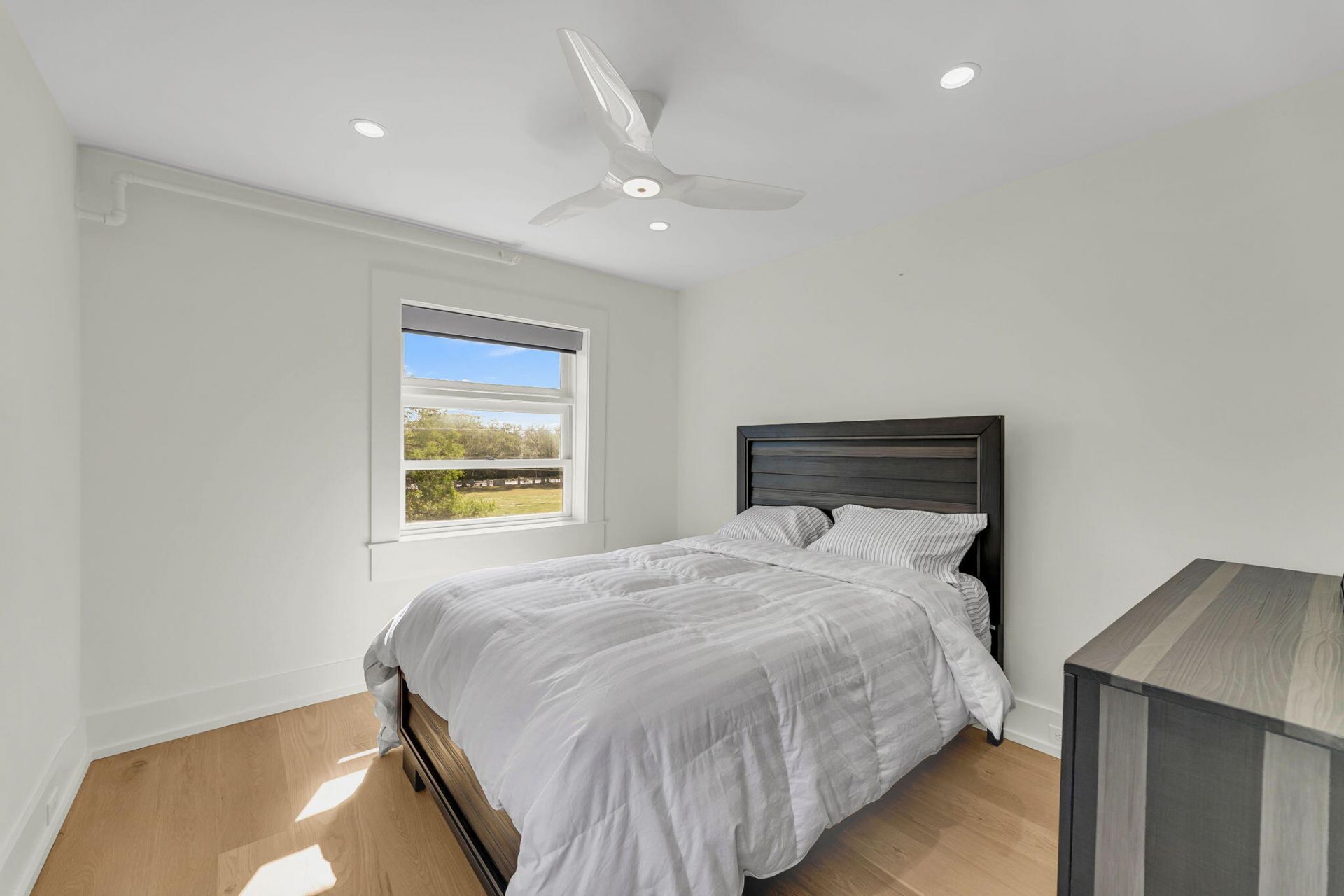 3 Chisolm Street Photo 21