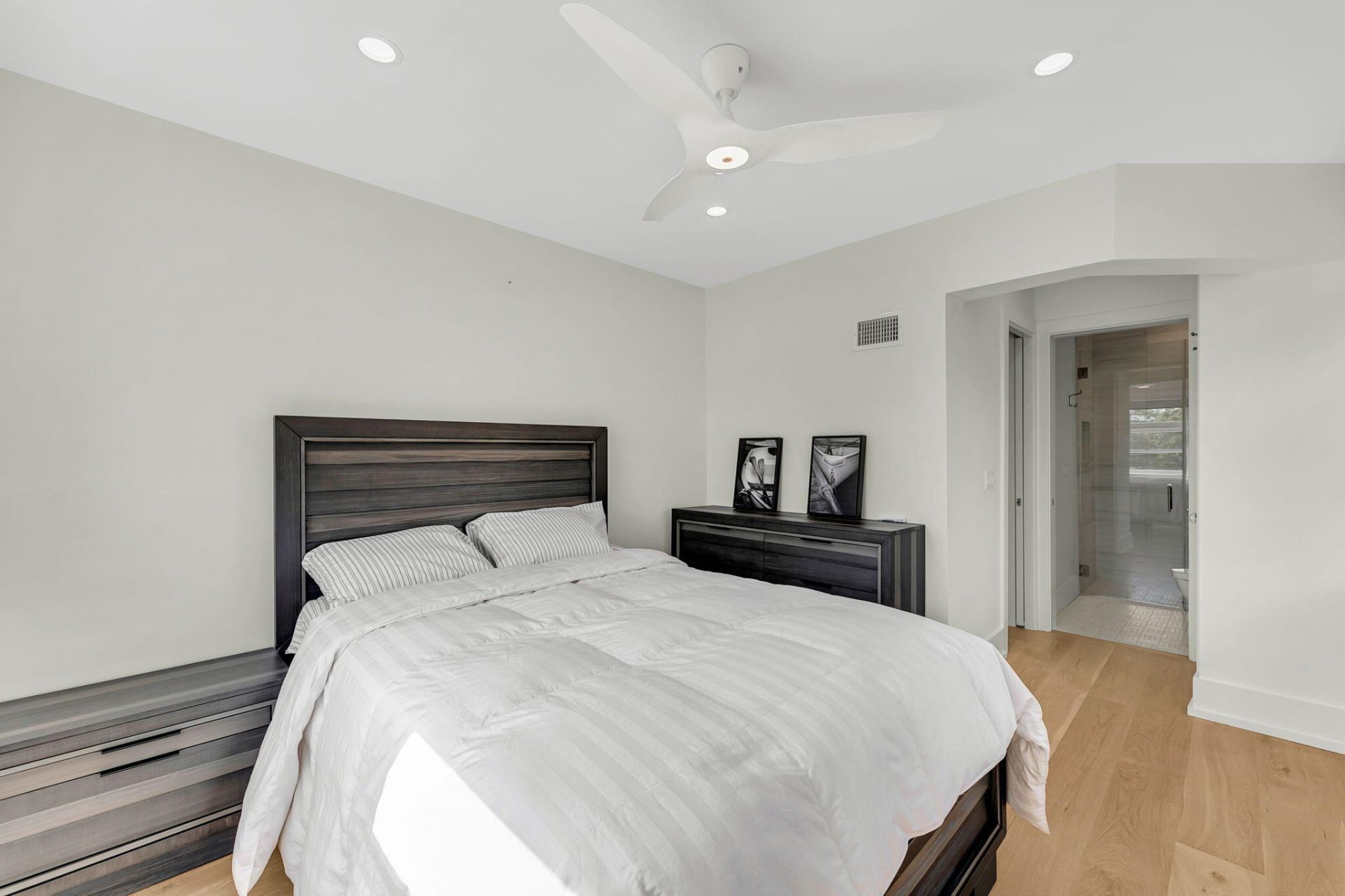 3 Chisolm Street Photo 22