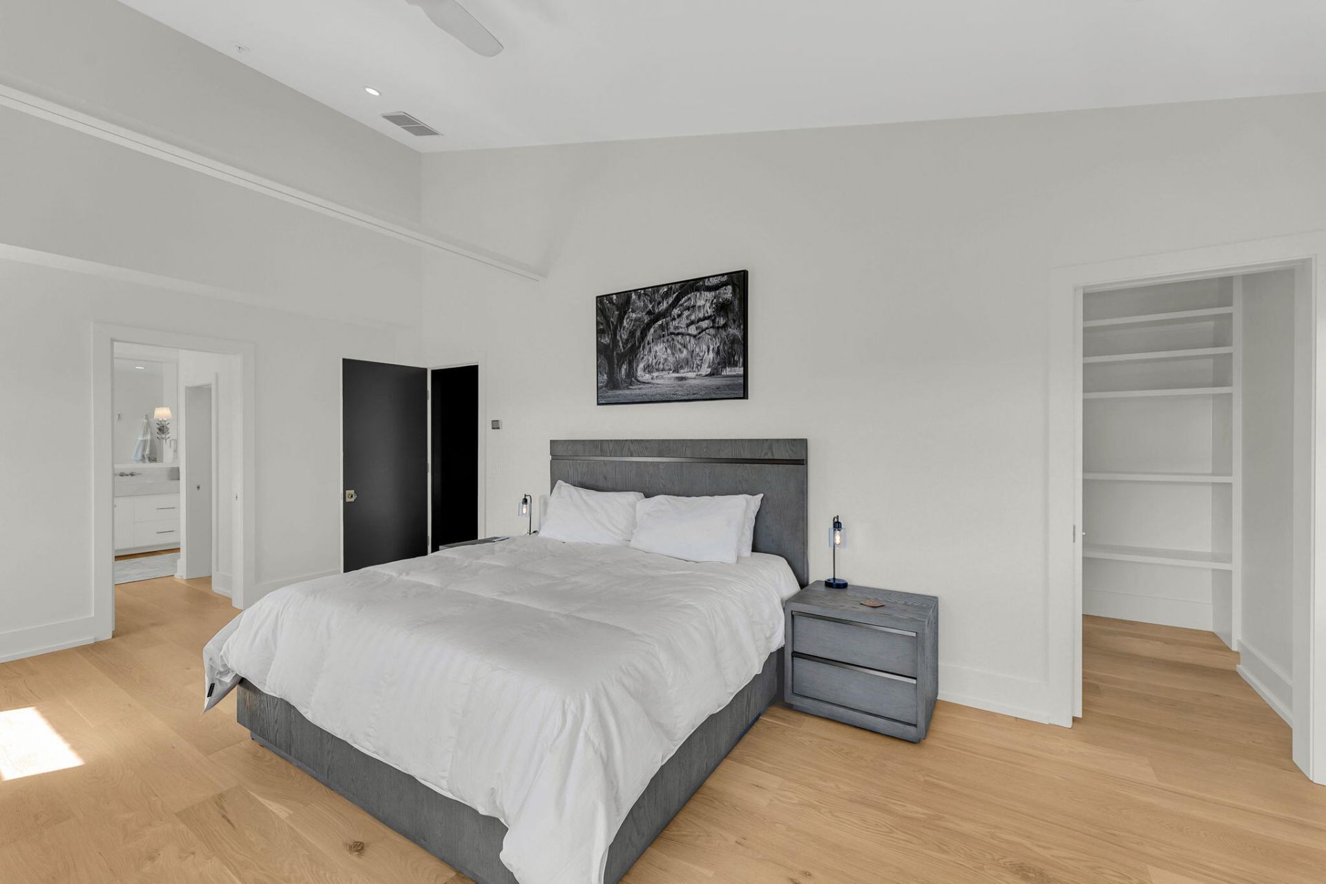 3 Chisolm Street Photo 32