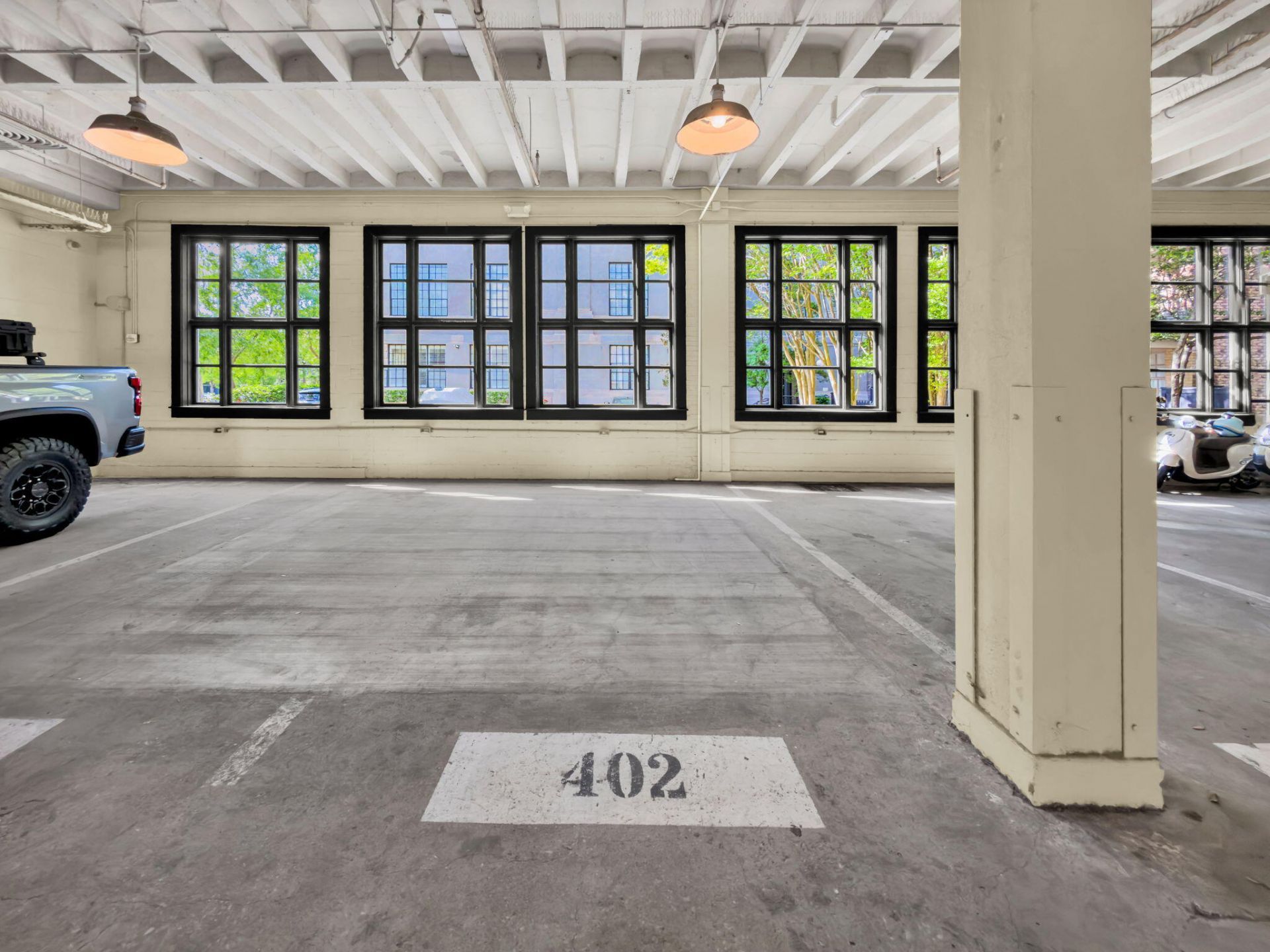 3 Chisolm Street Photo 64