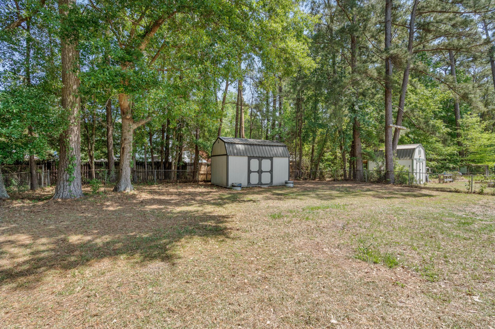 3 Burlington Circle Photo 40