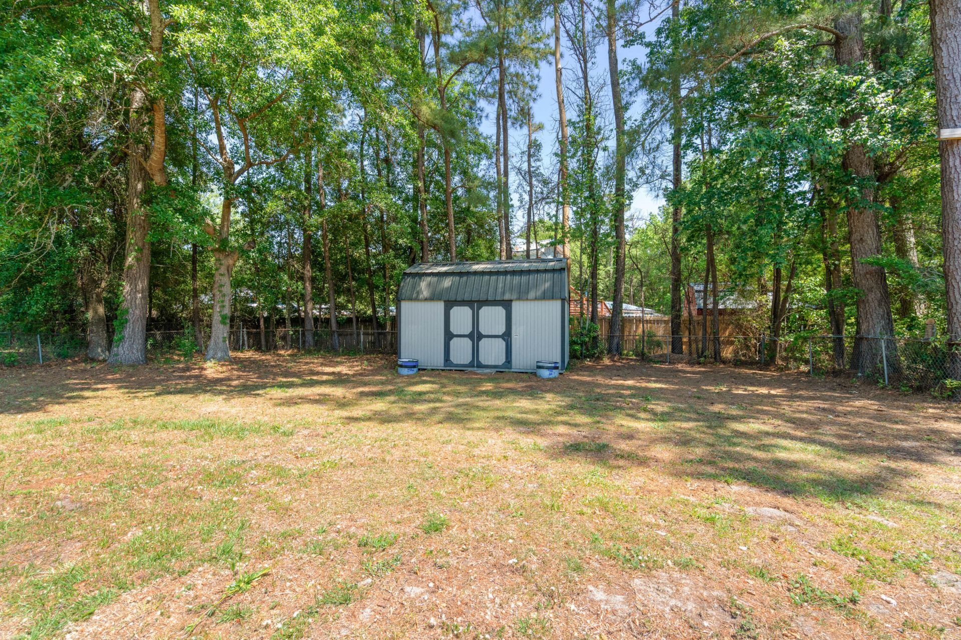 3 Burlington Circle Photo 41