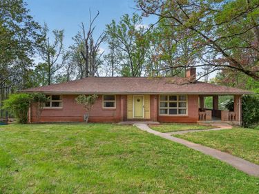 2134 Woodcrest Drive, Lynchburg, VA 24503