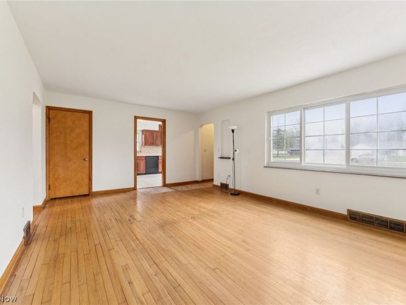 9340 Avery Road, Broadview Heights, OH 44147 Photo 4