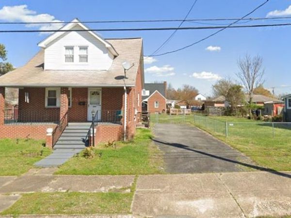 1200 RAILROAD AVENUE , FREDERICKSBURG, VA 22401