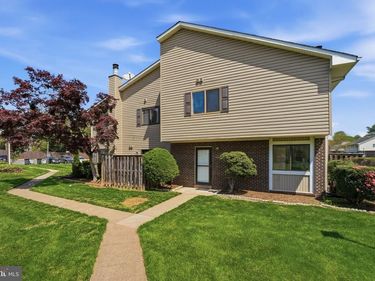 9019 SANDALWOOD DRIVE, Unit D, MANASSAS, VA 20110