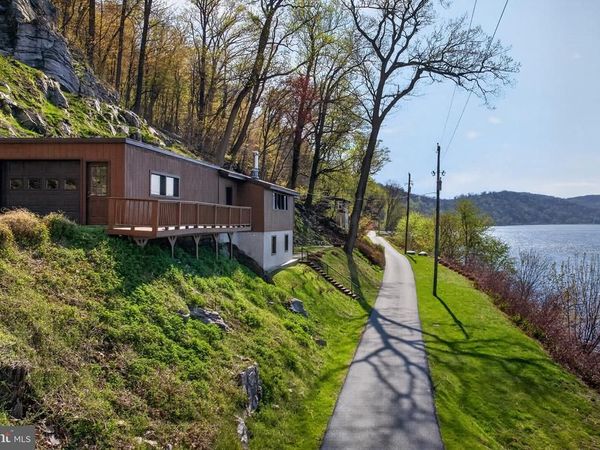 6710 RIVER DRIVE , YORK, PA 17406