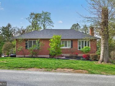 1369 SHEEP HILL ROAD, POTTSTOWN, PA 19465